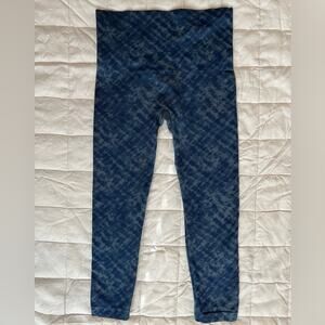 SPANX Look at Me Now Cropped Leggings Indigo Watercolor - Large